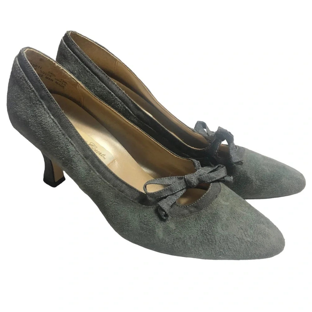 Carriage Court Gray Suede Heels - Picture 5 of 12
